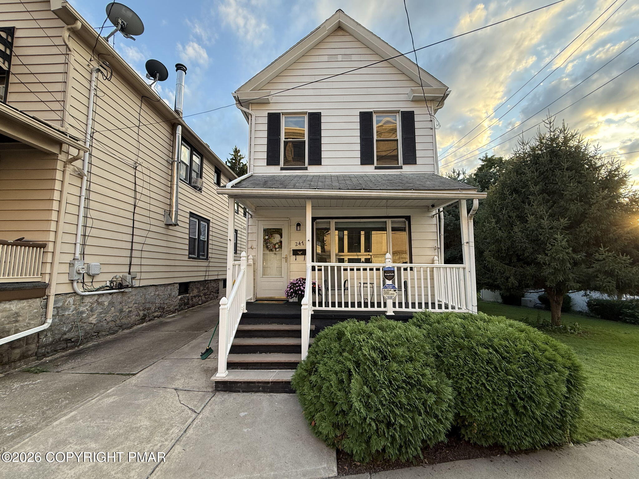 247 Lehigh Street Property Photo 1