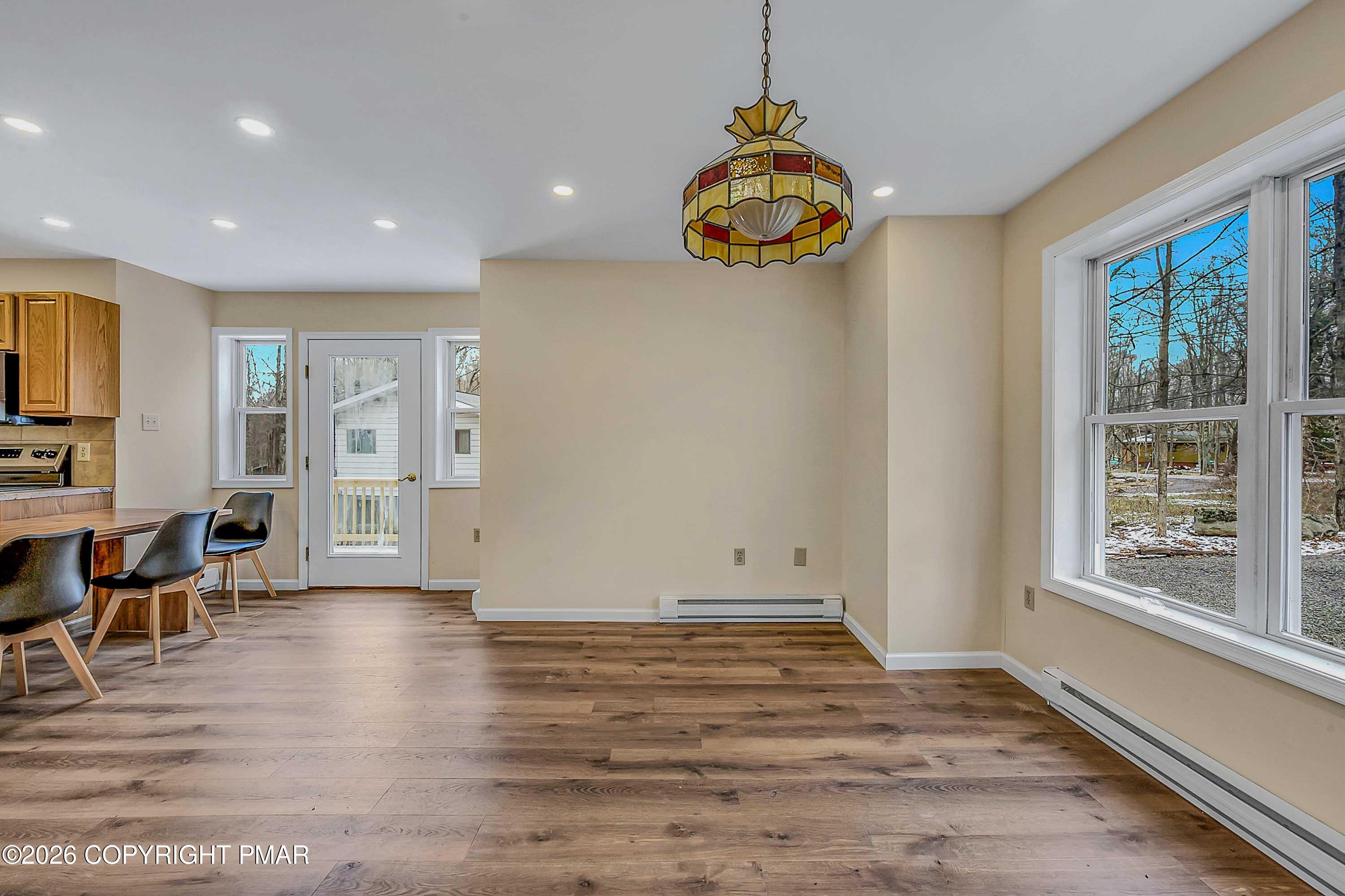 1505 Lake Lane Property Photo 7