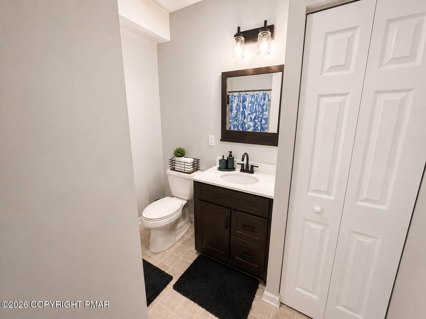 376 Linden Court Property Photo 31
