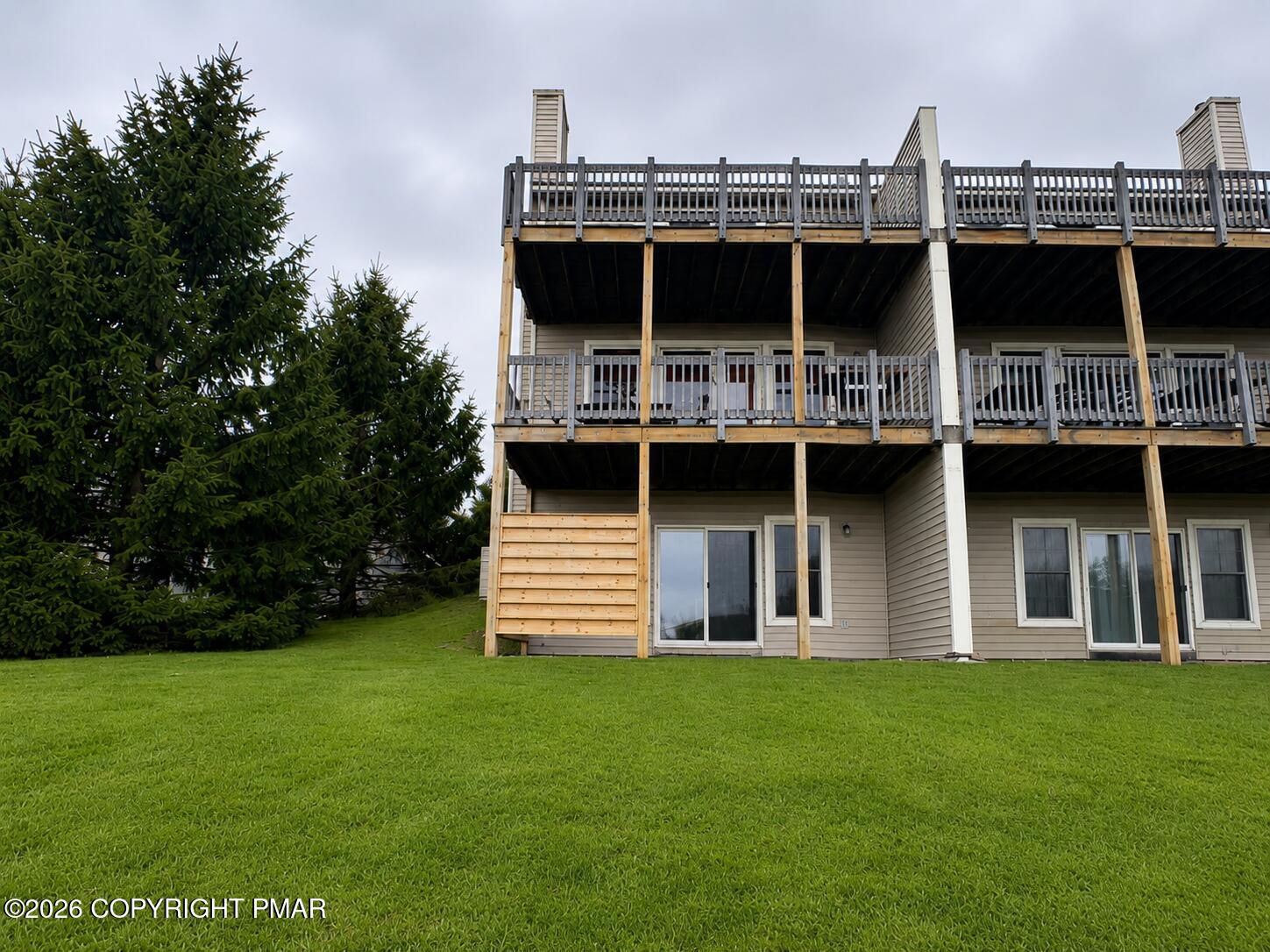 376 Linden Court Property Photo 37