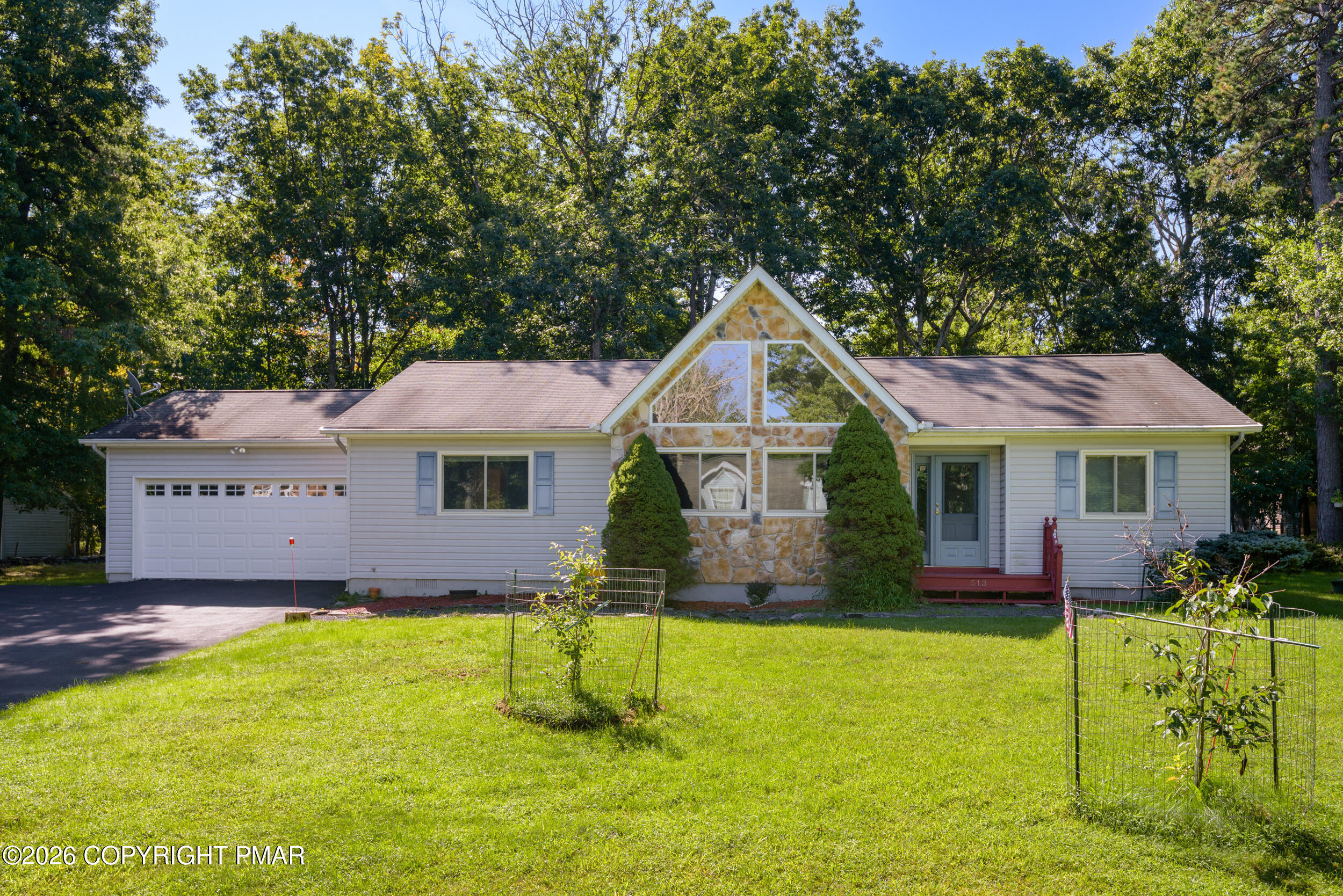 513 Gandolf Road Property Photo 1