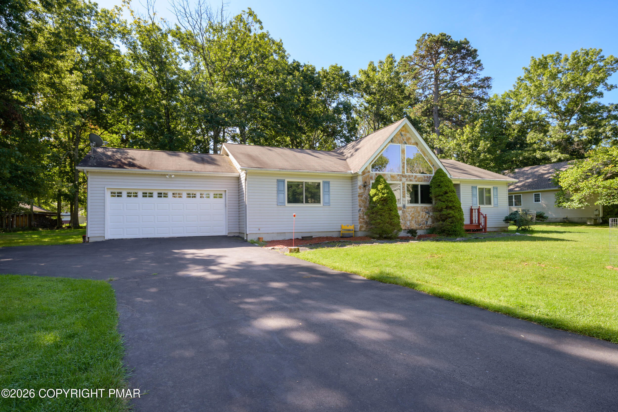513 Gandolf Road Property Photo 2