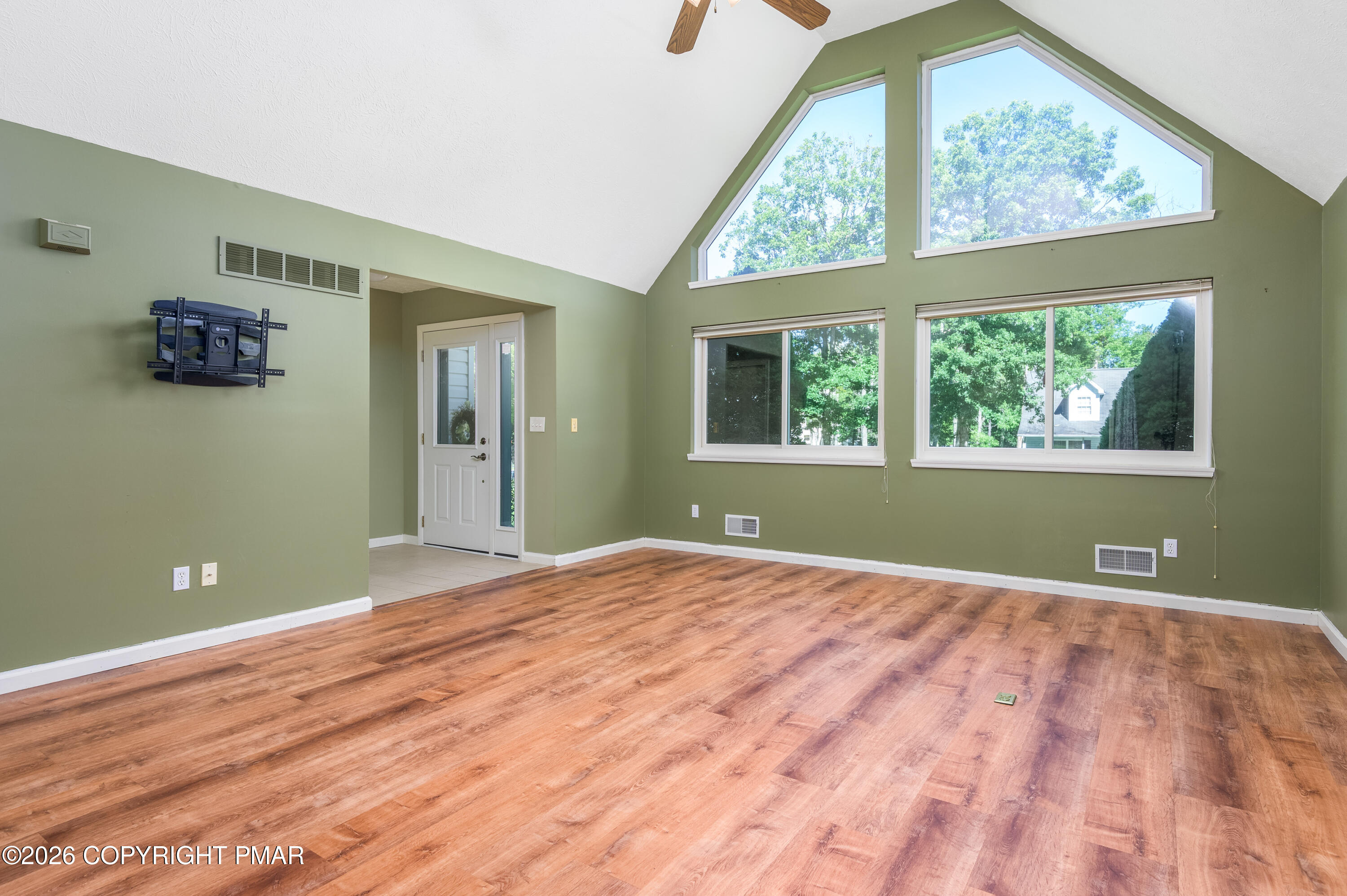 513 Gandolf Road Property Photo 6