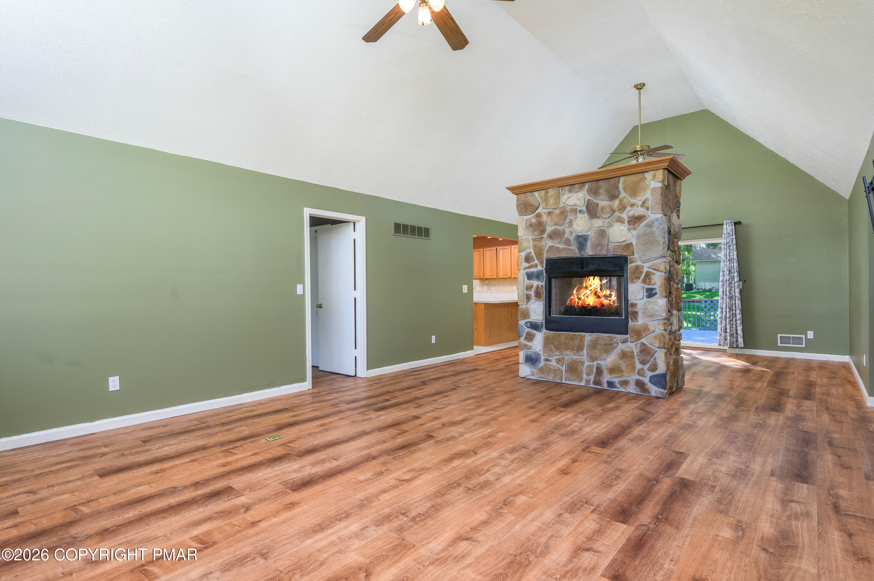 513 Gandolf Road Property Photo 8