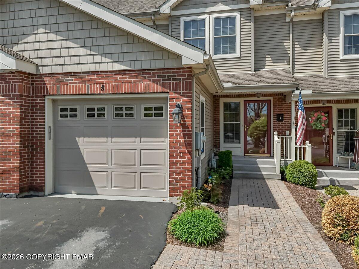 5 Cypress Court Property Photo 3