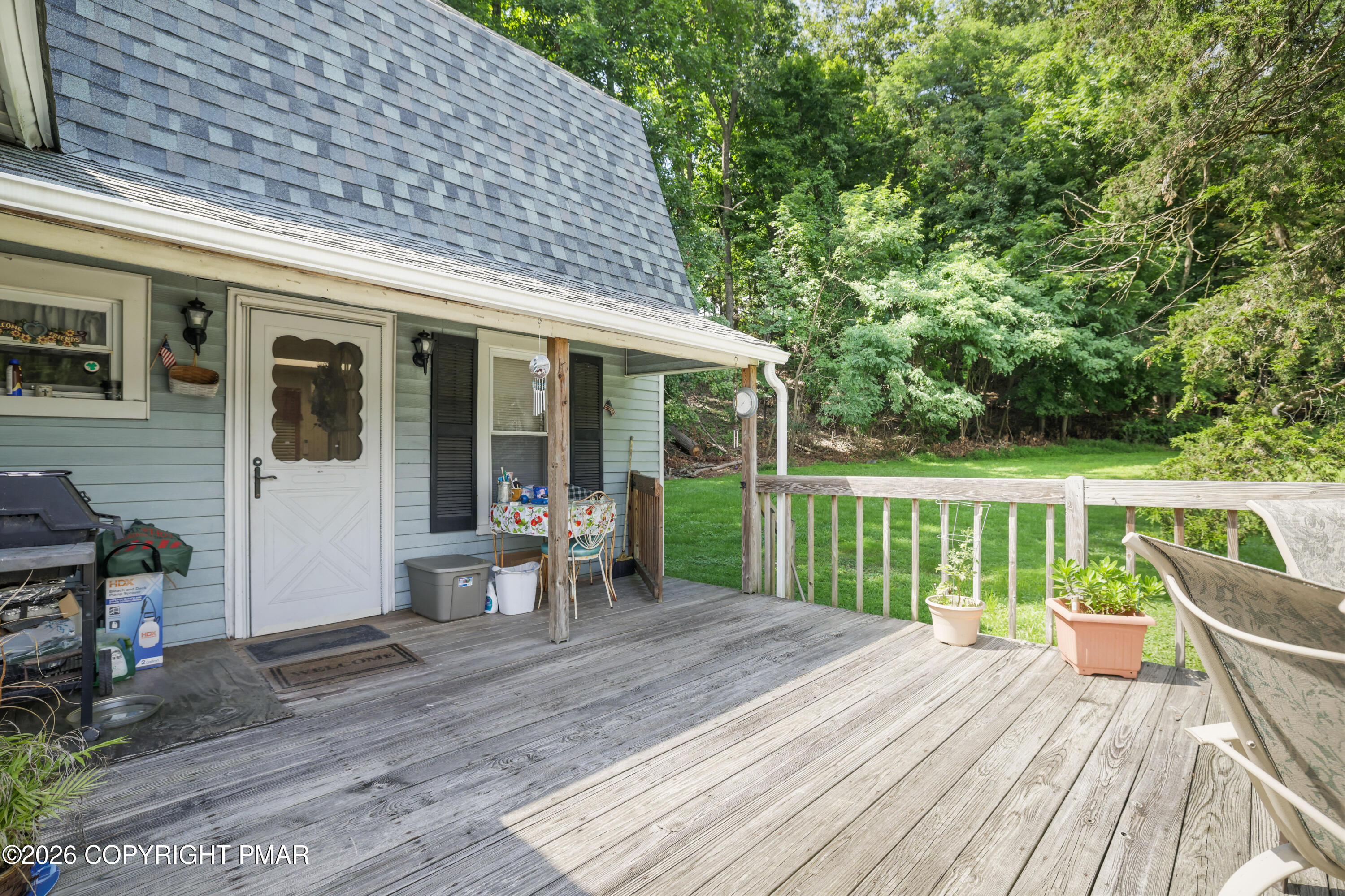 926 Acker Road Property Photo 12