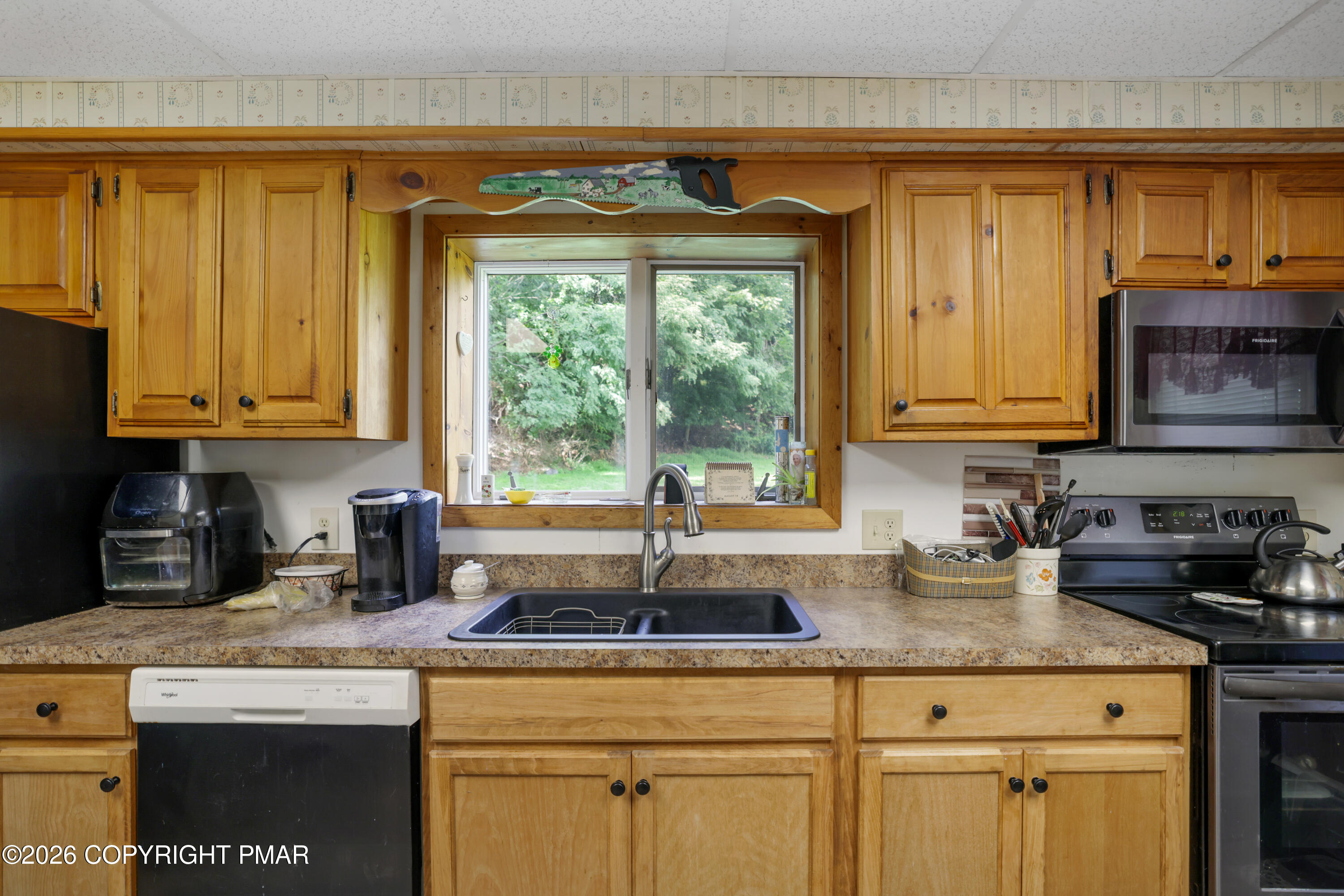 926 Acker Road Property Photo 17