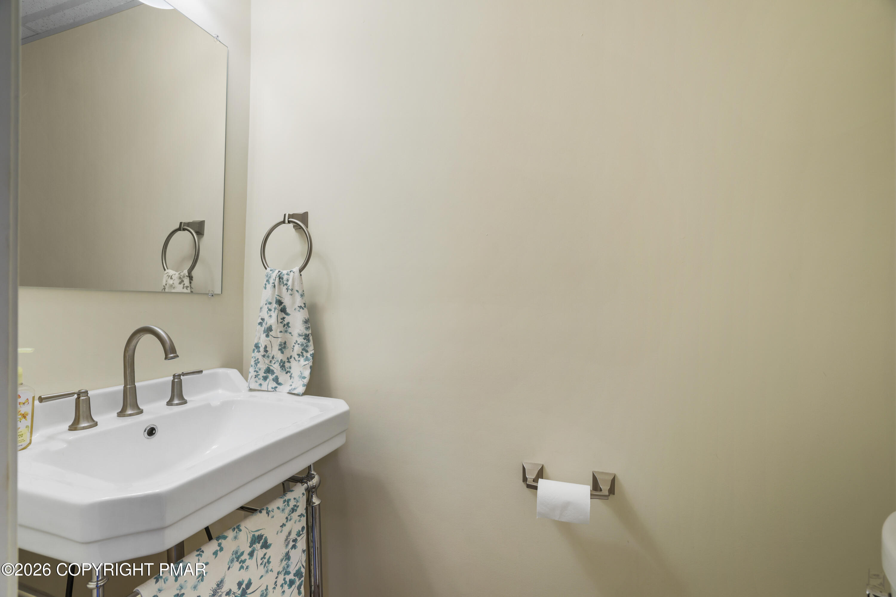 926 Acker Road Property Photo 30