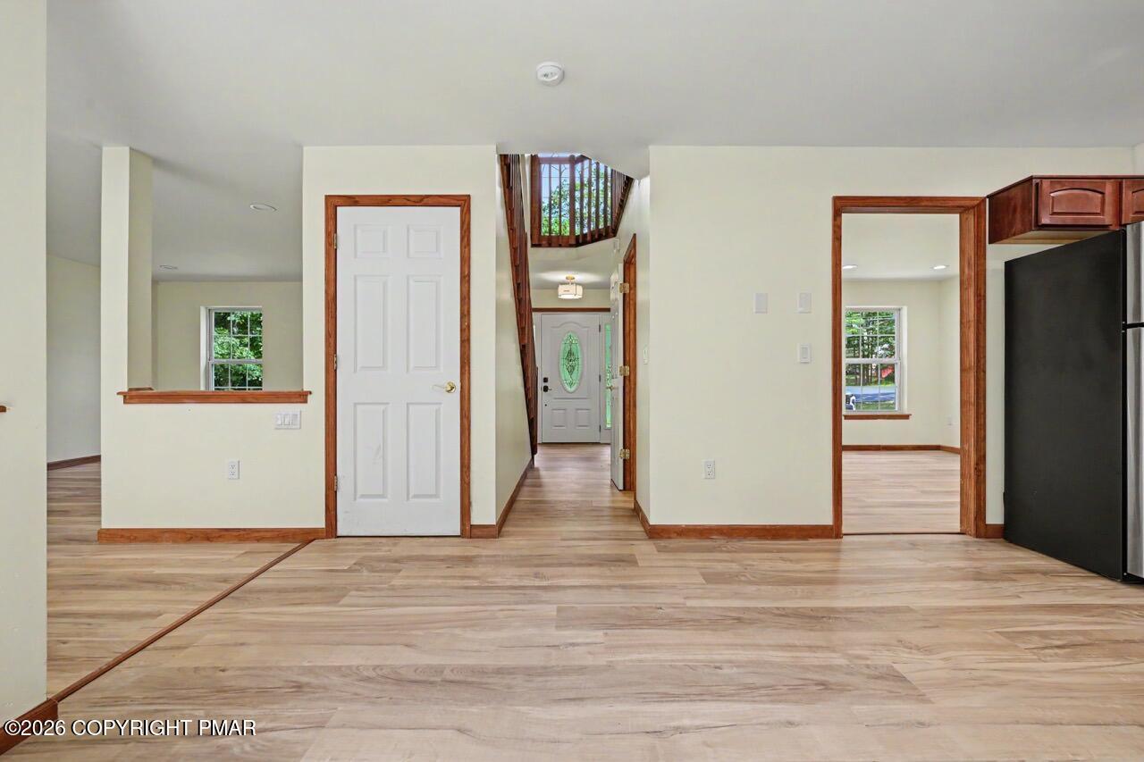 137 N Meckesville Road Property Photo 10