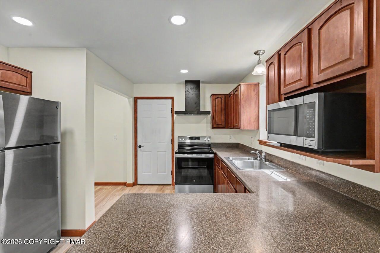 137 N Meckesville Road Property Photo 15