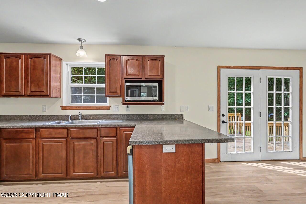 137 N Meckesville Road Property Photo 17