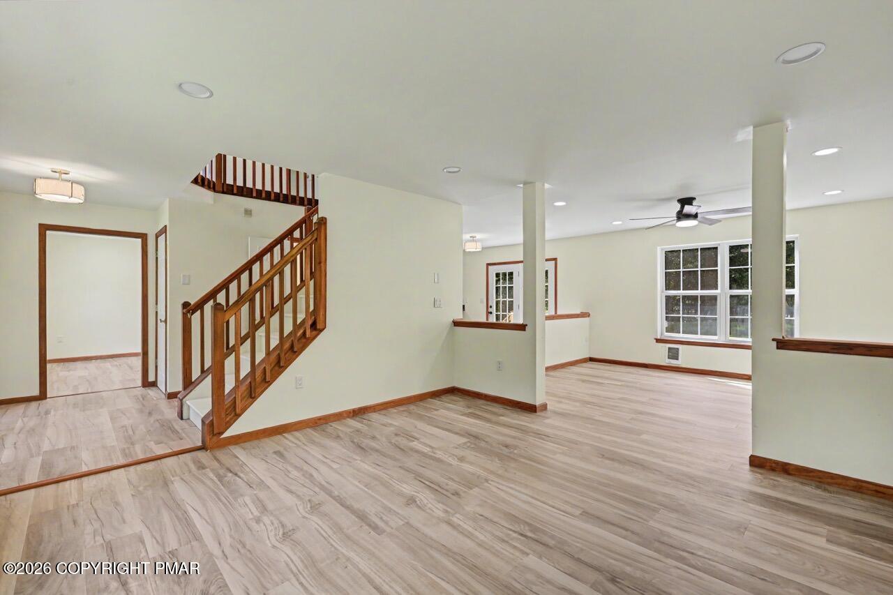 137 N Meckesville Road Property Photo 26