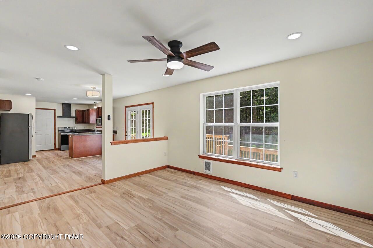 137 N Meckesville Road Property Photo 29