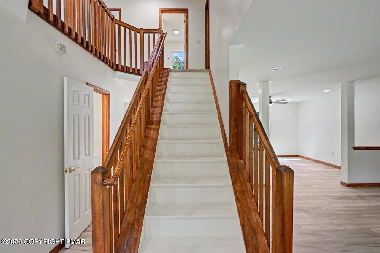 137 N Meckesville Road Property Photo 37