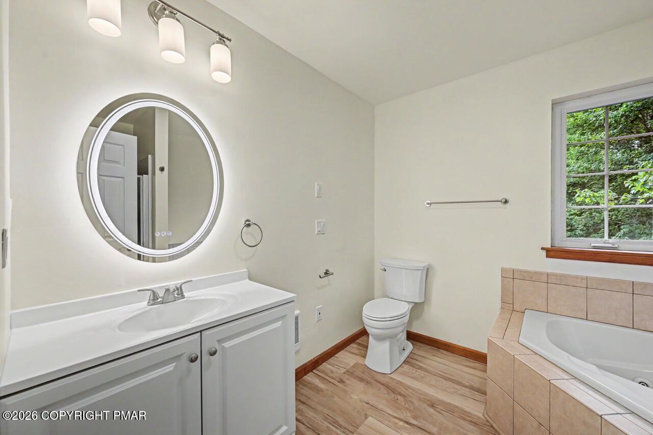 137 N Meckesville Road Property Photo 41