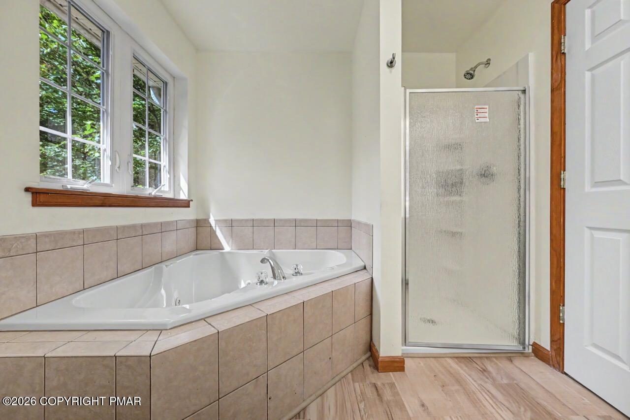 137 N Meckesville Road Property Photo 42