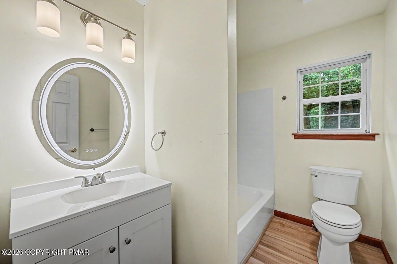 137 N Meckesville Road Property Photo 46