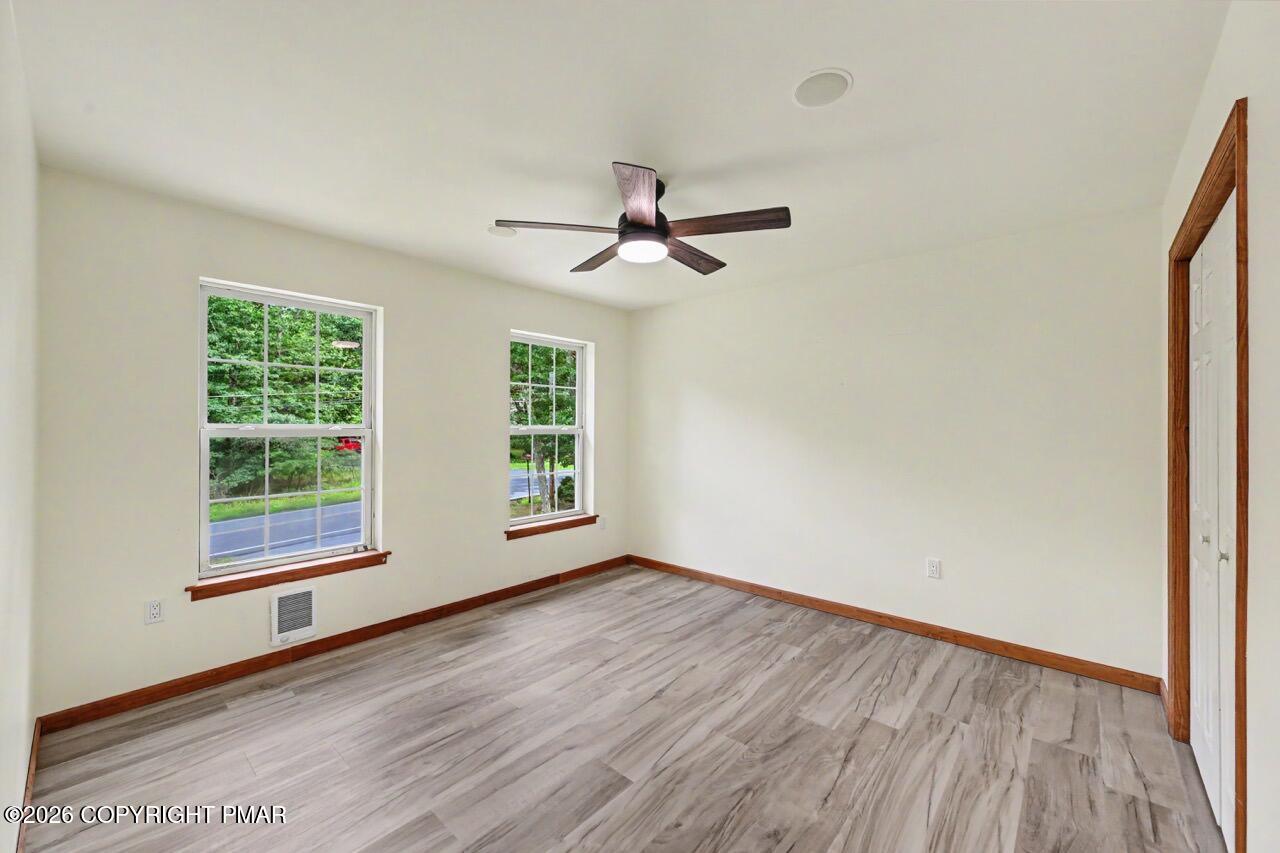 137 N Meckesville Road Property Photo 48