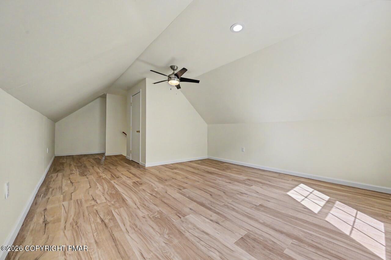 137 N Meckesville Road Property Photo 55