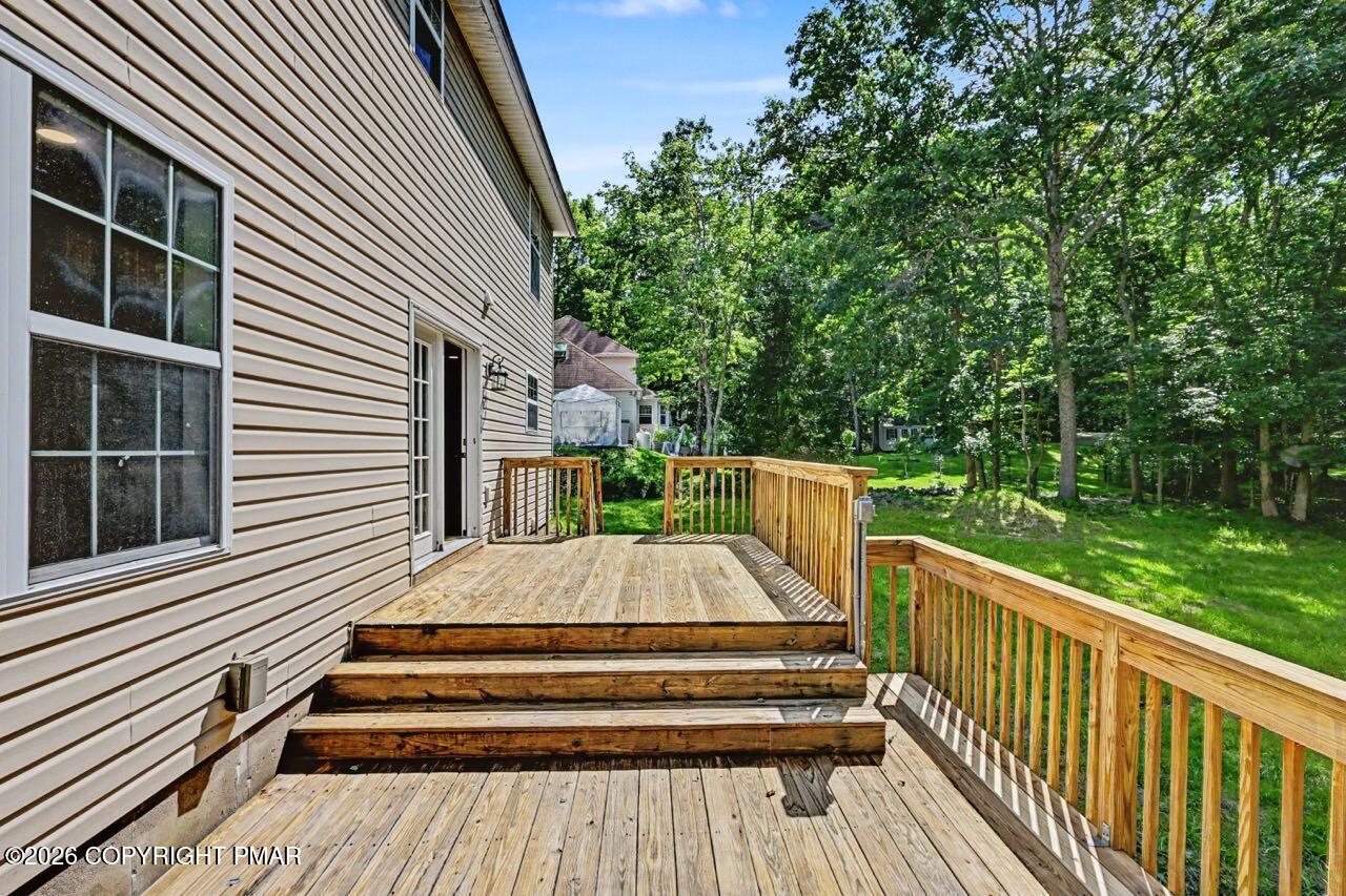 137 N Meckesville Road Property Photo 62