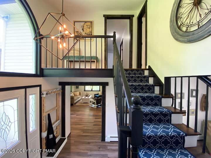2564 Country Club Drive Property Photo 2