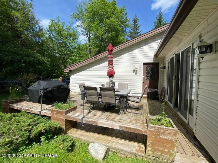 2564 Country Club Drive Property Photo 21