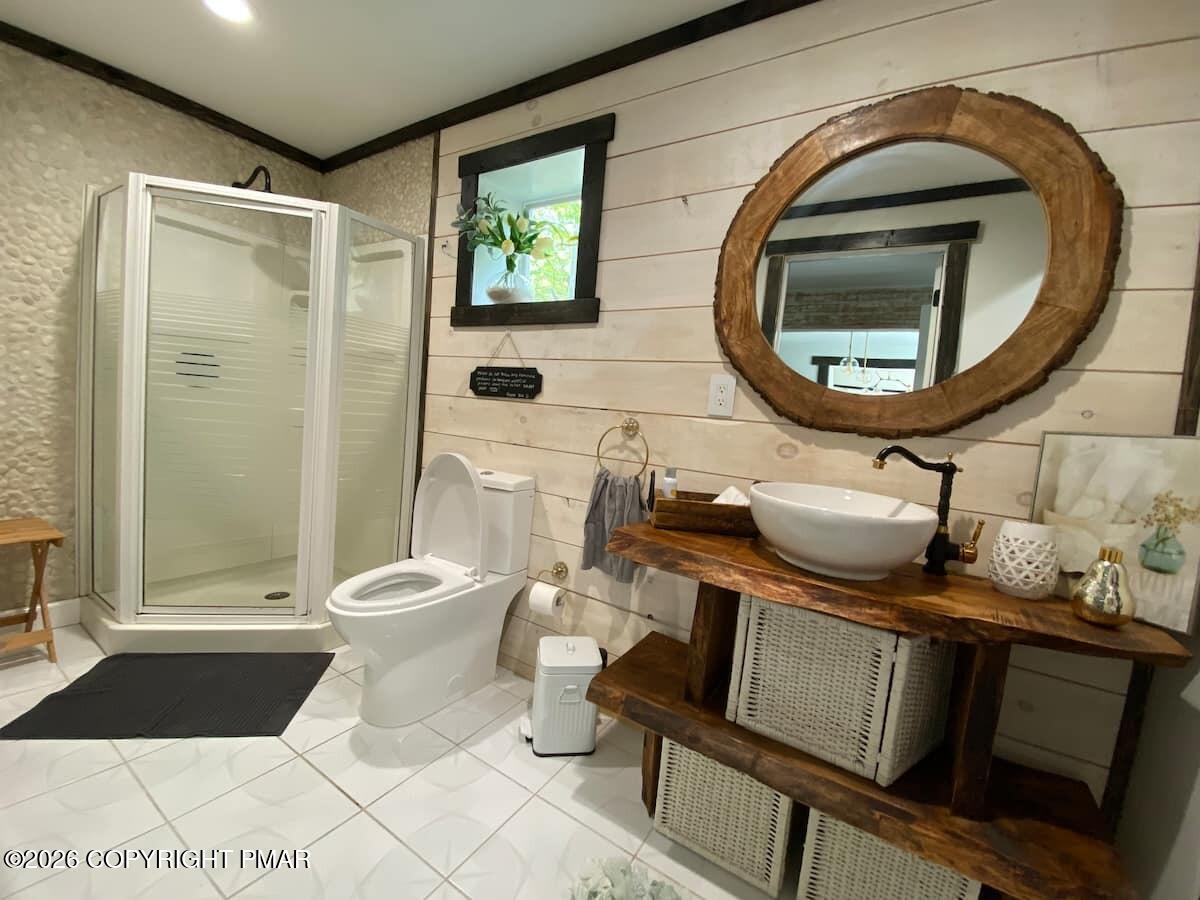 2564 Country Club Drive Property Photo 25