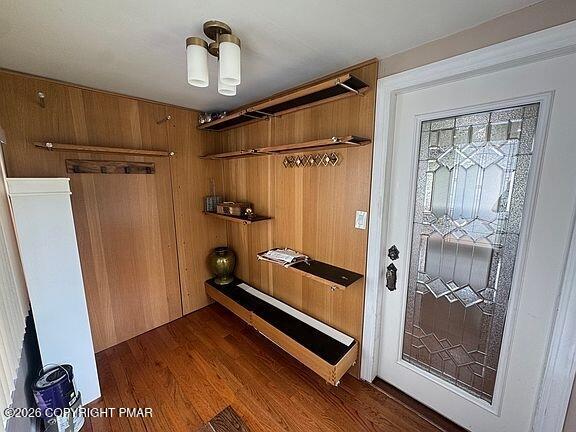 5141 Walnut Lane Property Photo 2
