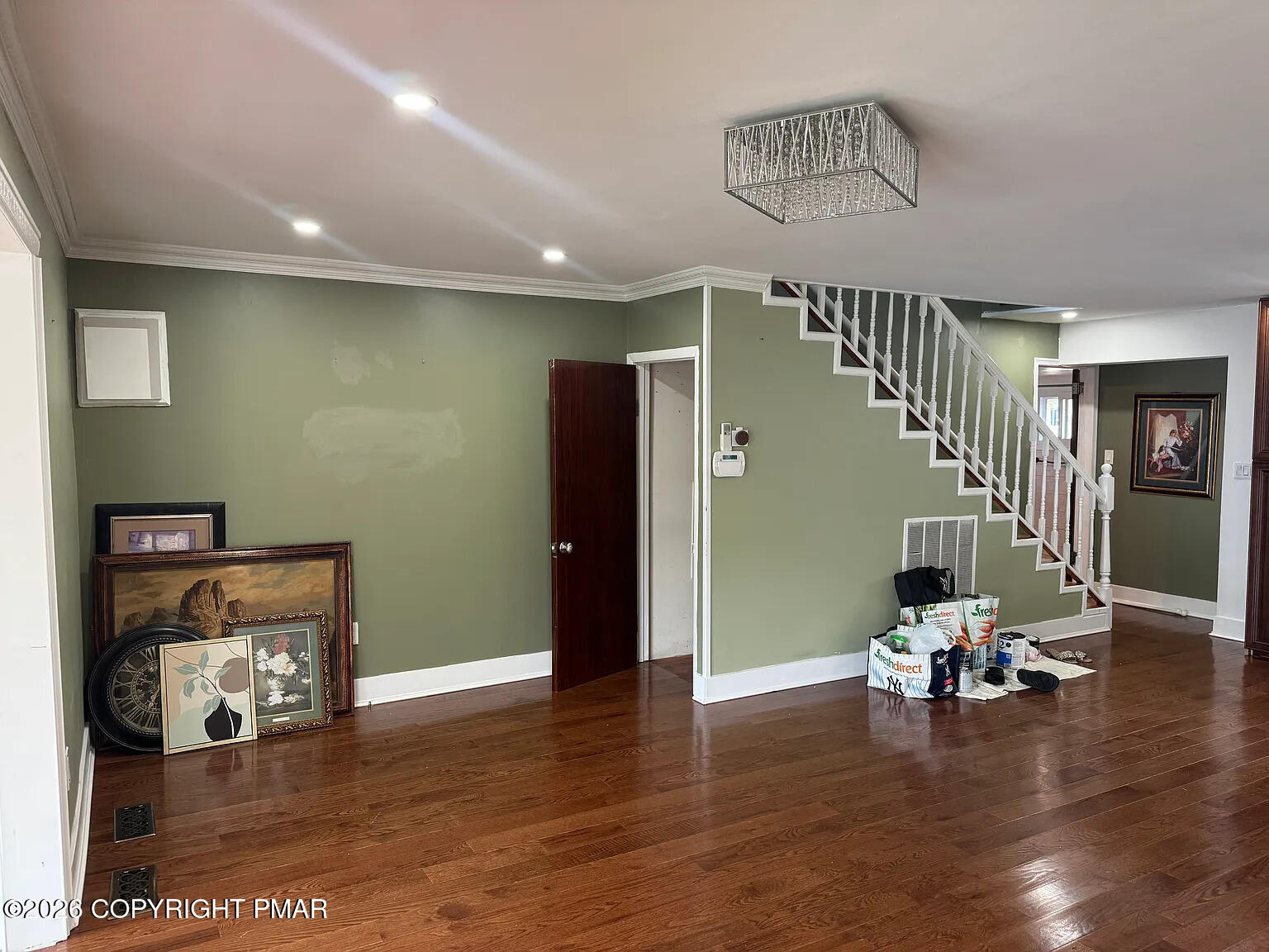 5141 Walnut Lane Property Photo 4