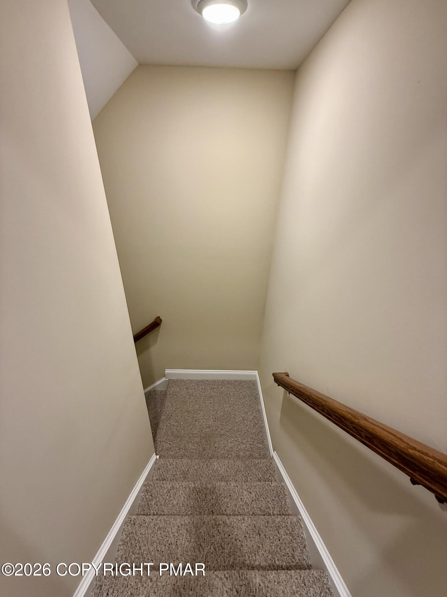 142 Lexington Lane Property Photo 32