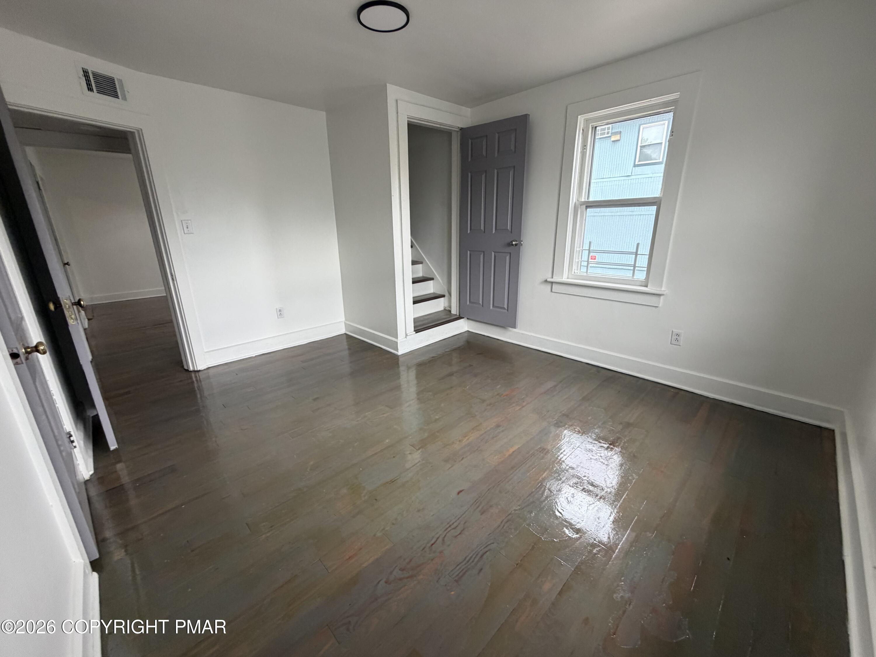 PM-144144 Property Photo 6