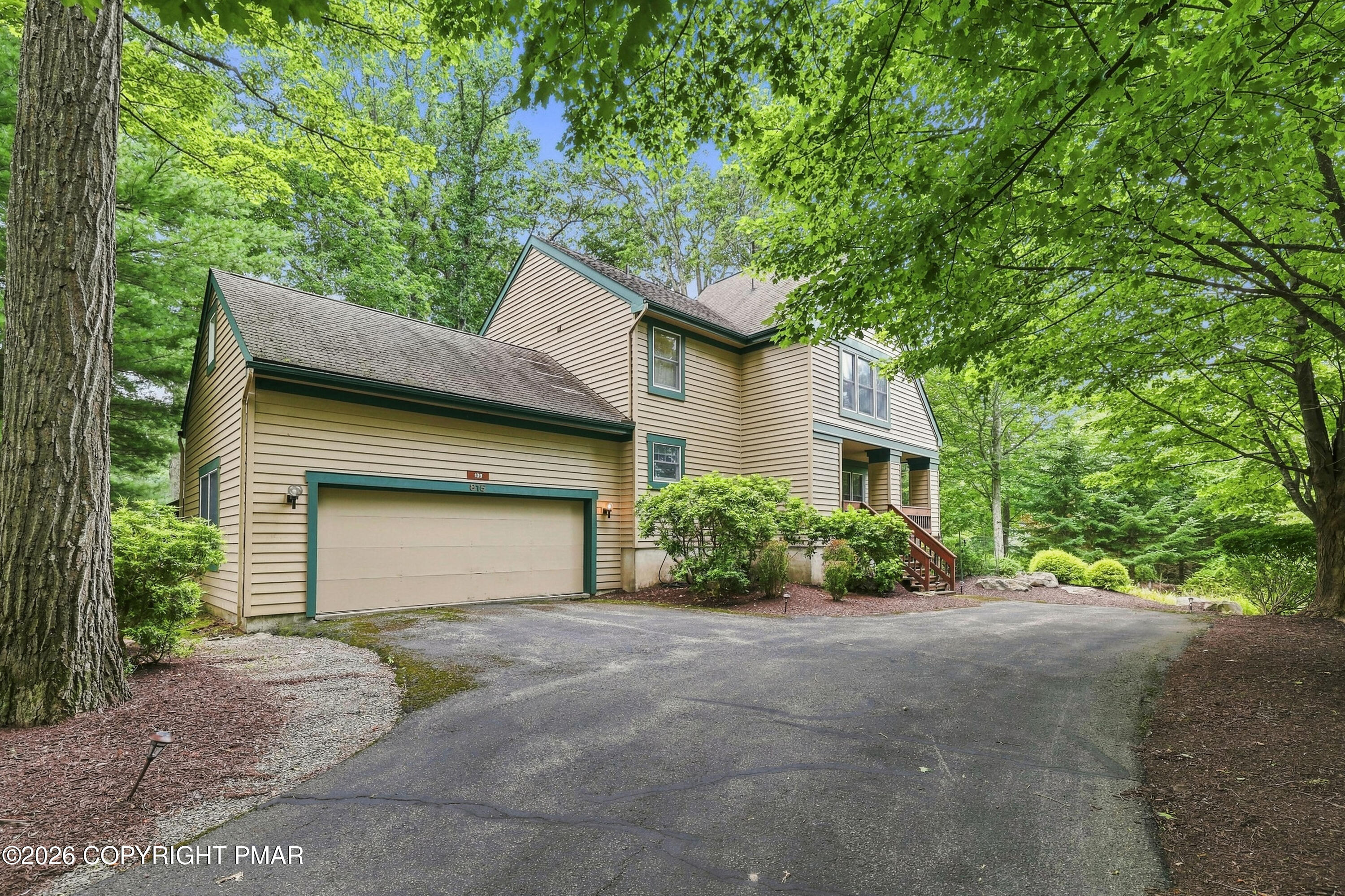 109 Creekside Road Property Photo 1
