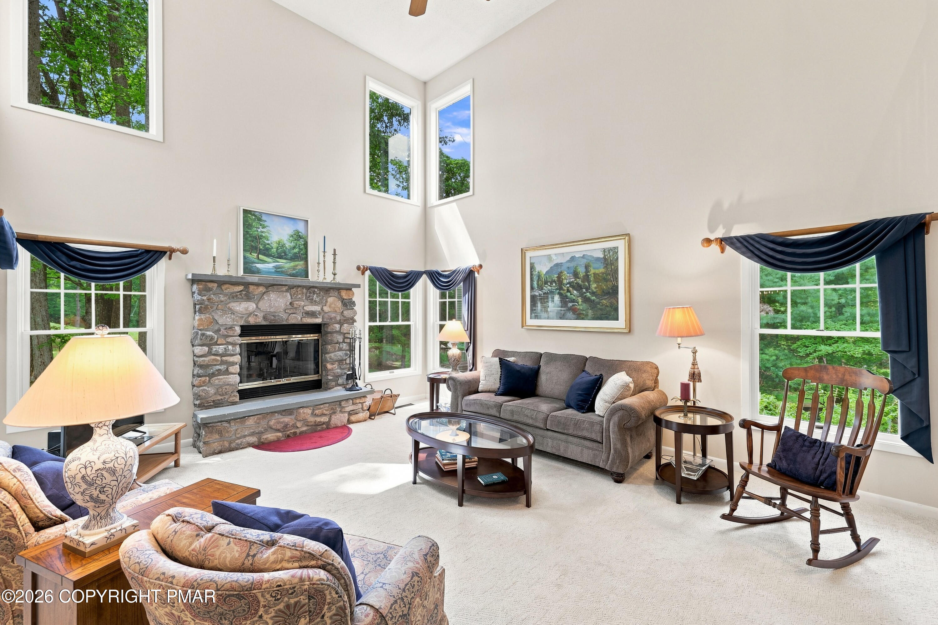 109 Creekside Road Property Photo 6