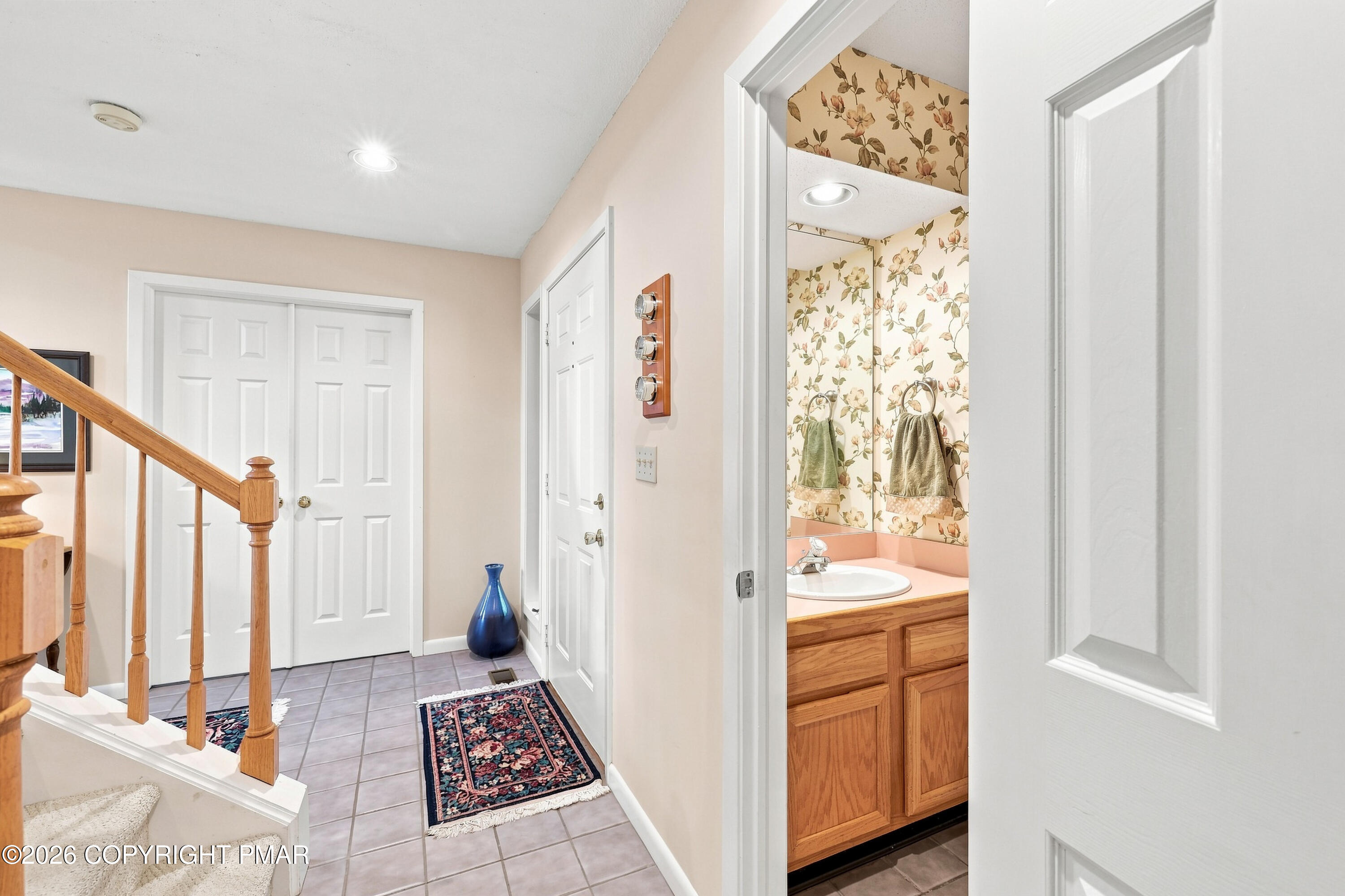 109 Creekside Road Property Photo 10