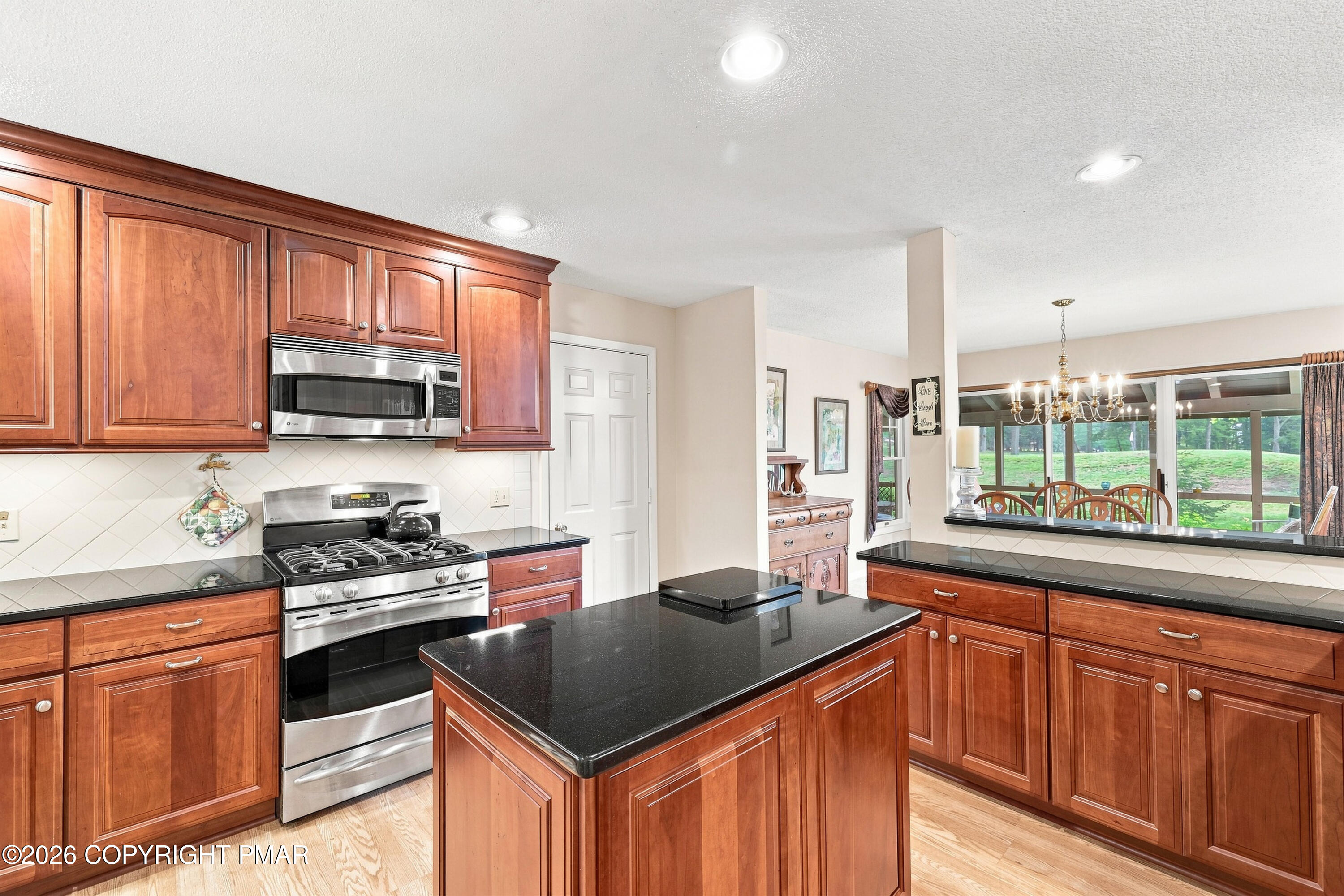 109 Creekside Road Property Photo 16