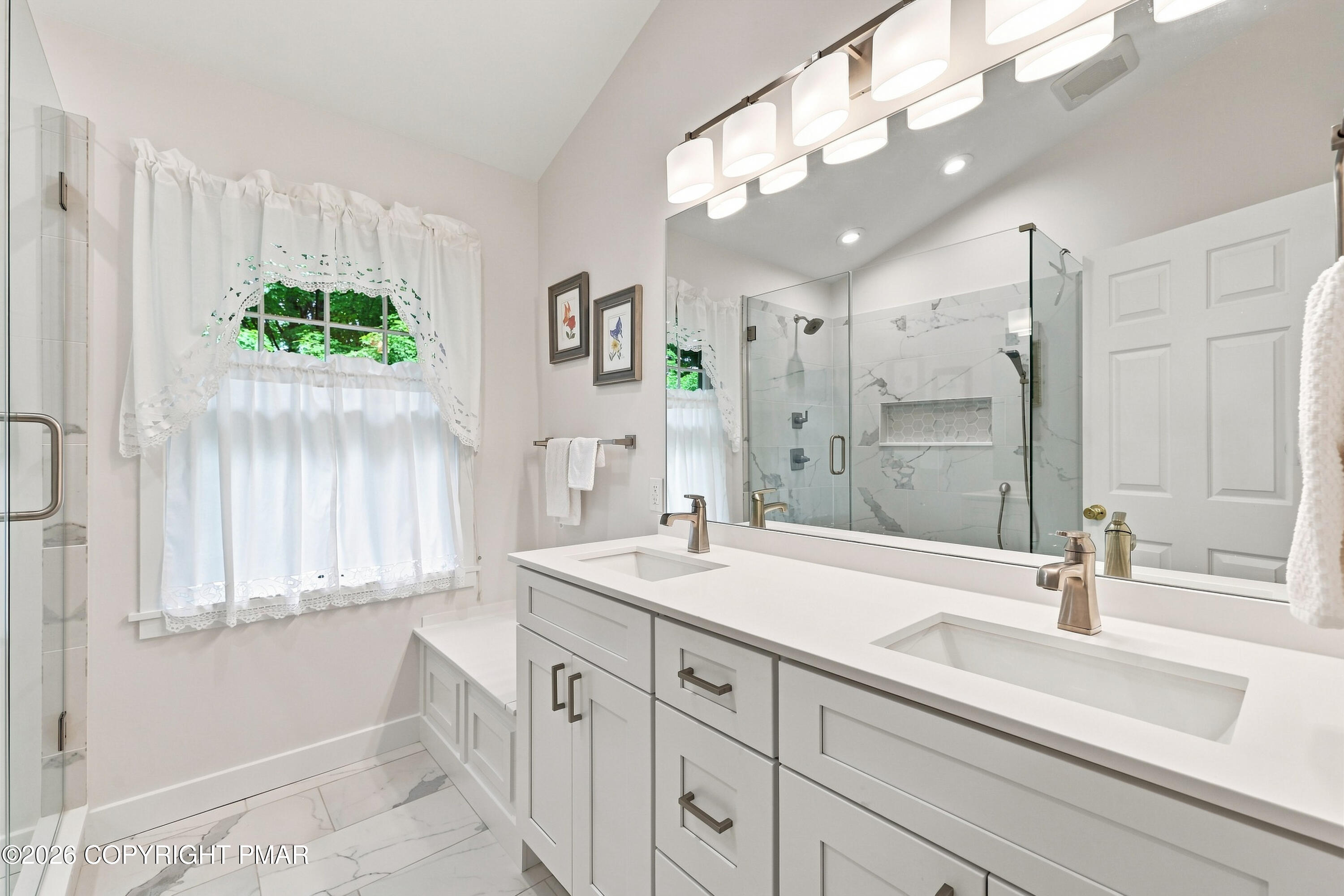109 Creekside Road Property Photo 27