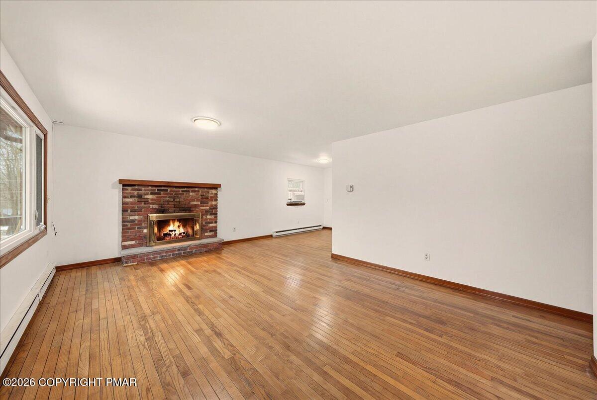 3529 Winding Way Property Photo 9