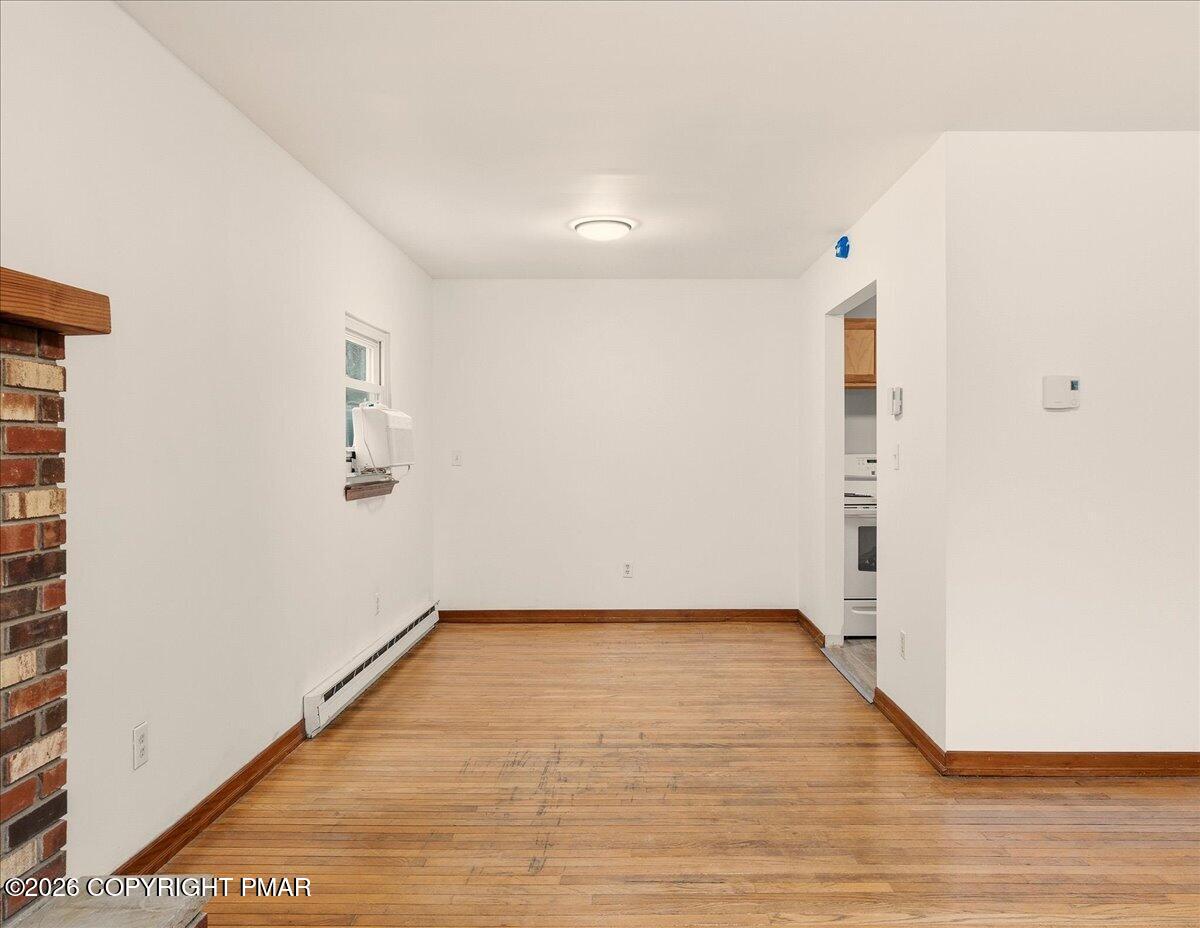 3529 Winding Way Property Photo 14