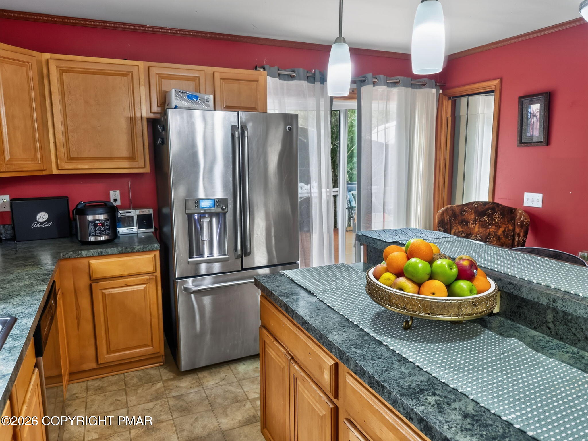 1326 Hilltop Drive Property Photo 6