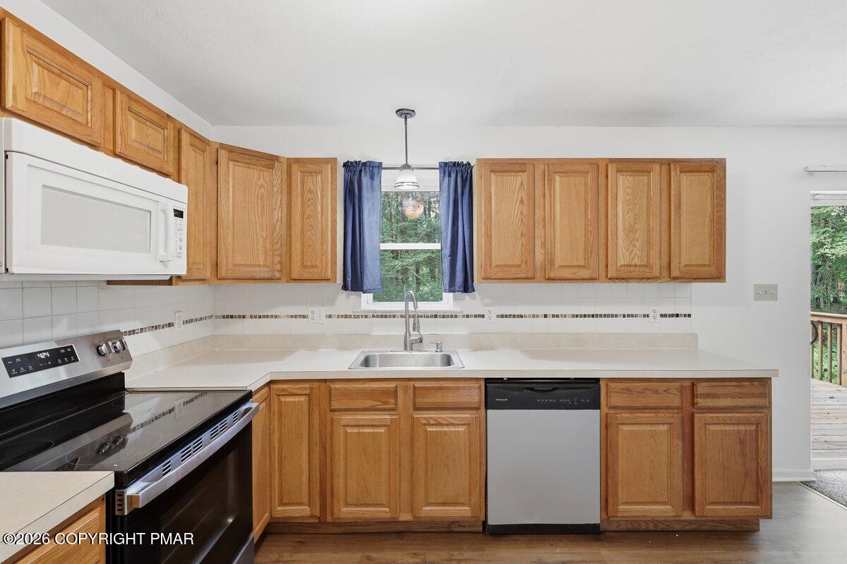 215 George Drive Property Photo 10