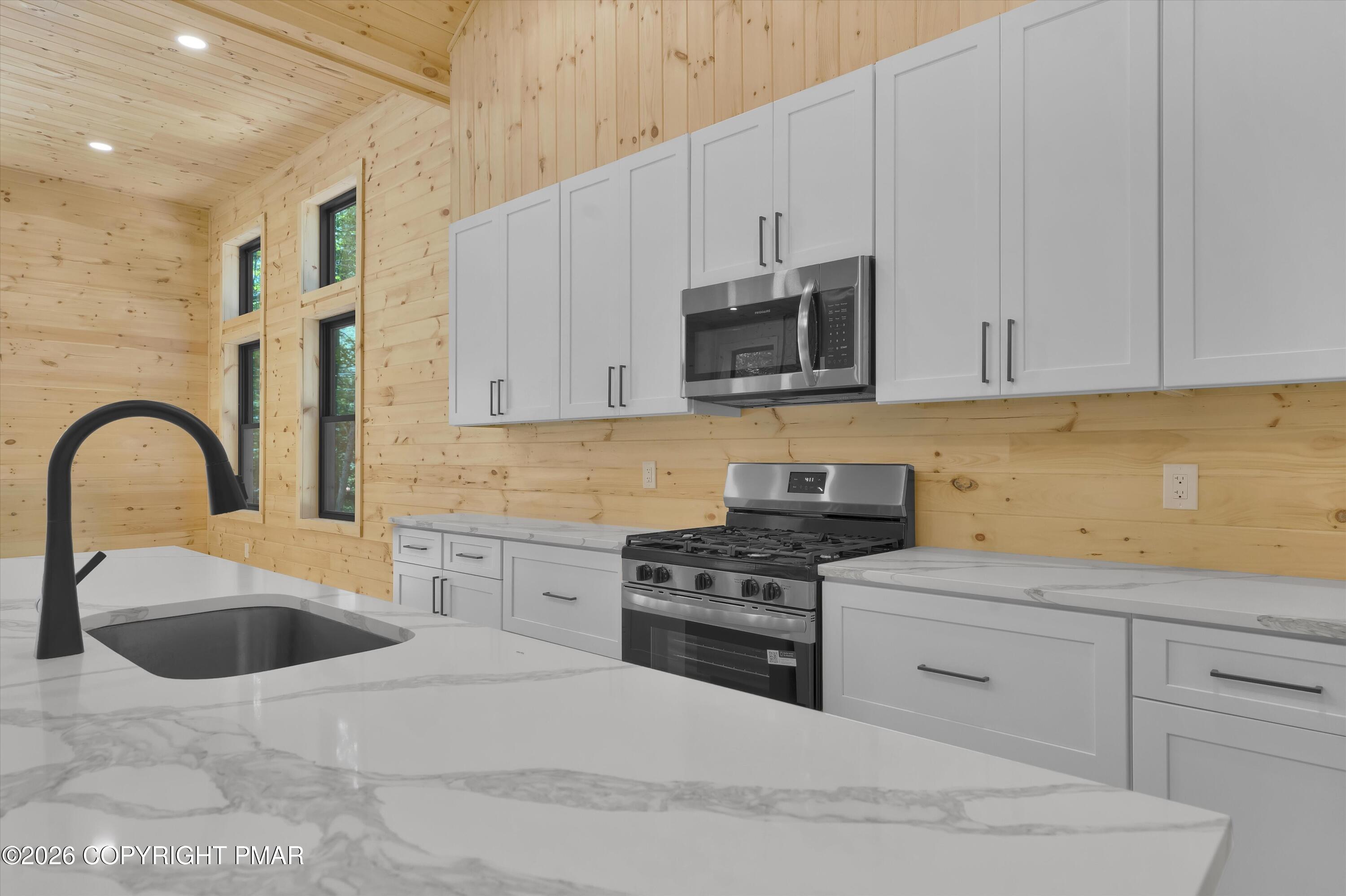 232 Petrarch Trail Property Photo 22