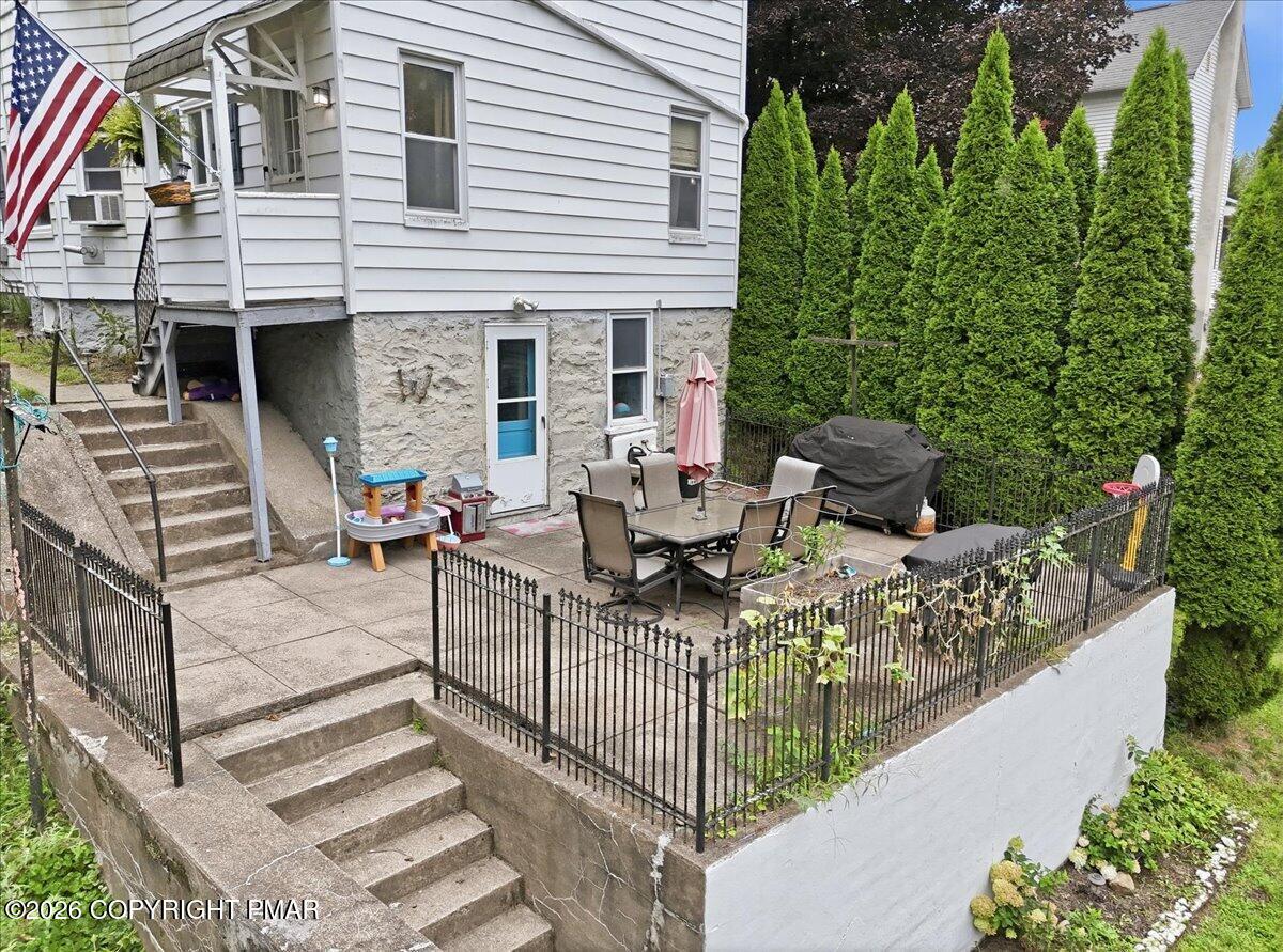 319 N 4th Street Property Photo 29