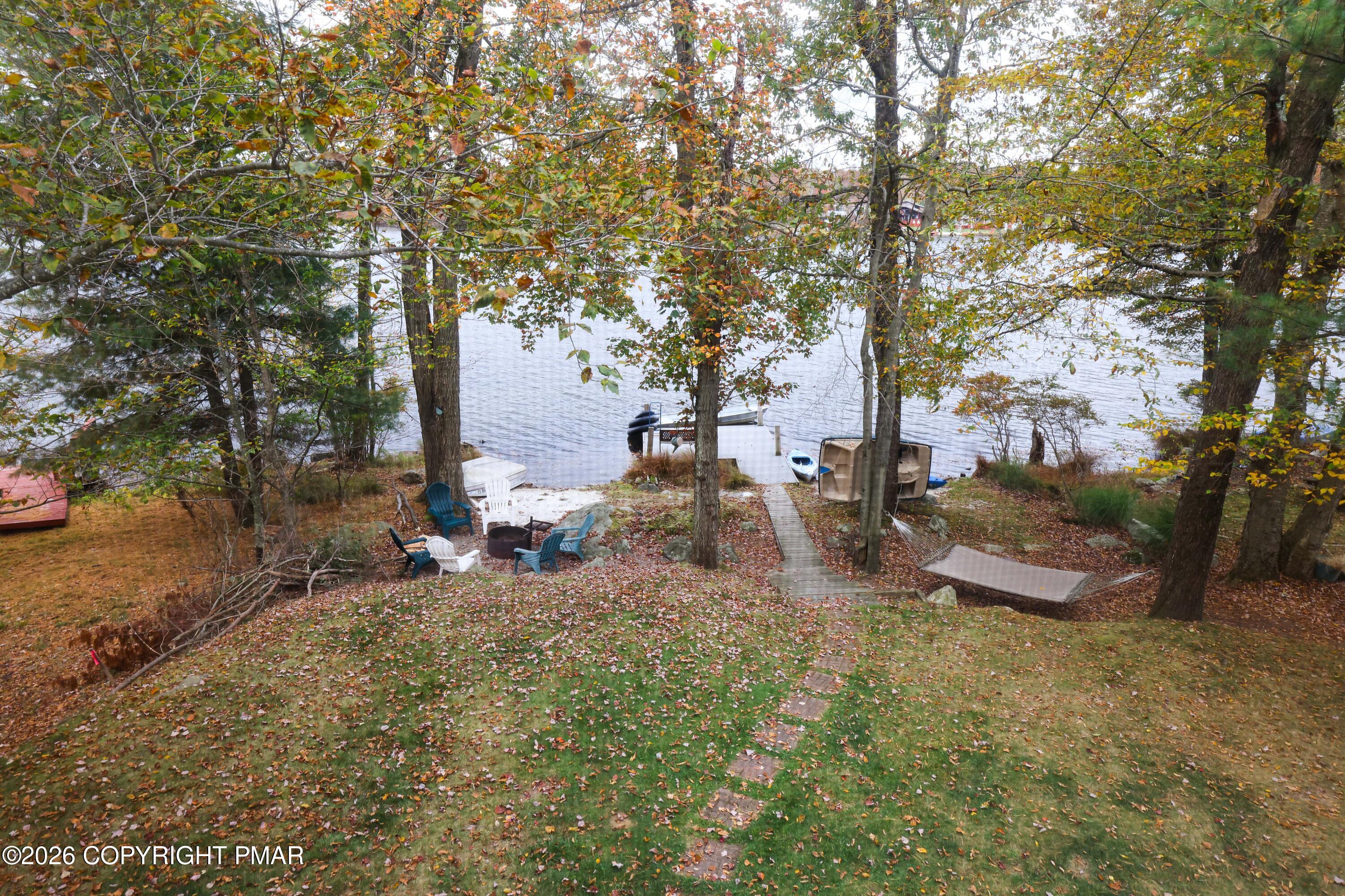 6063 Boardwalk Drive Property Photo 4