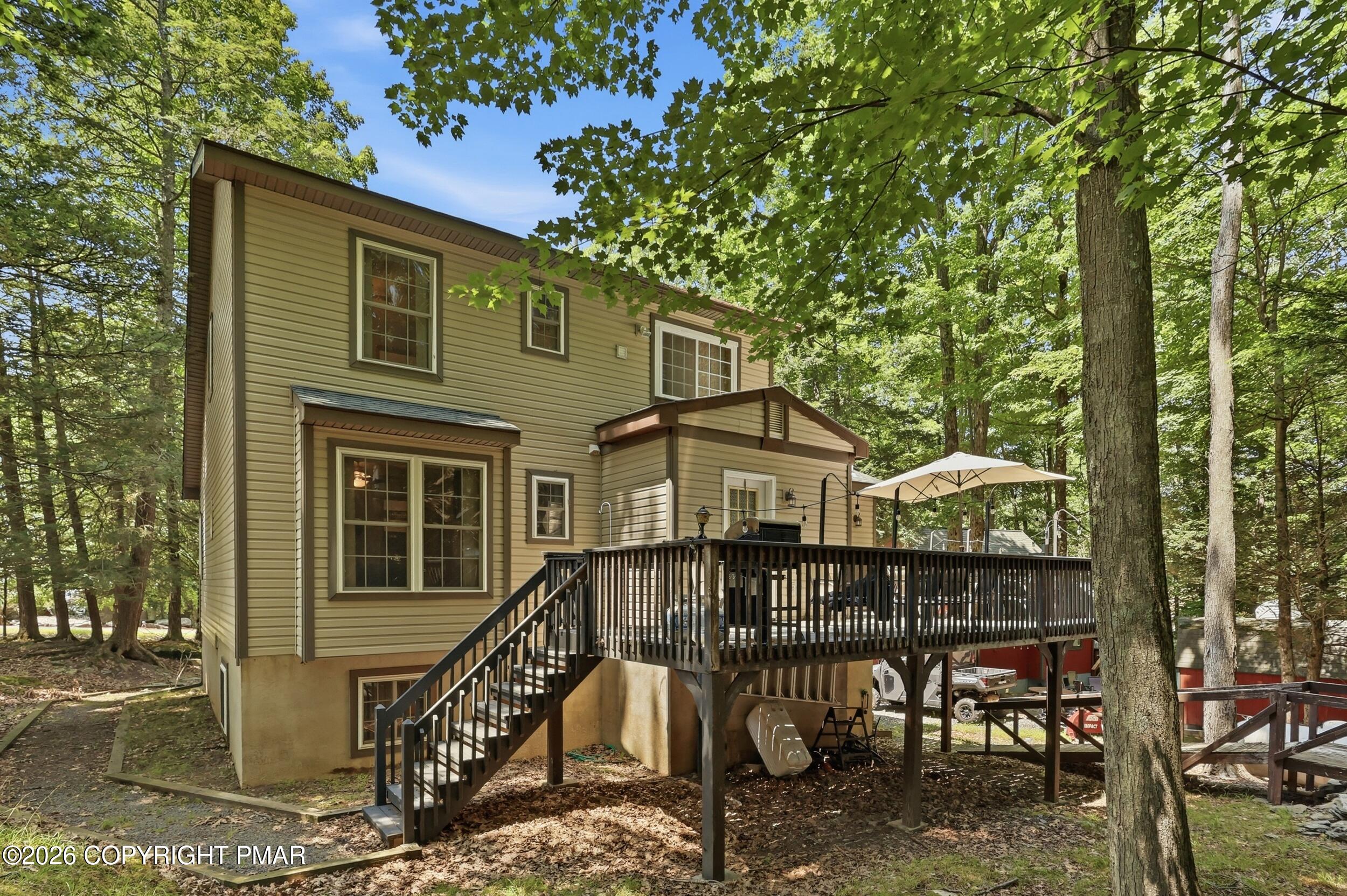 1046 Rainbow Drive Property Photo 1