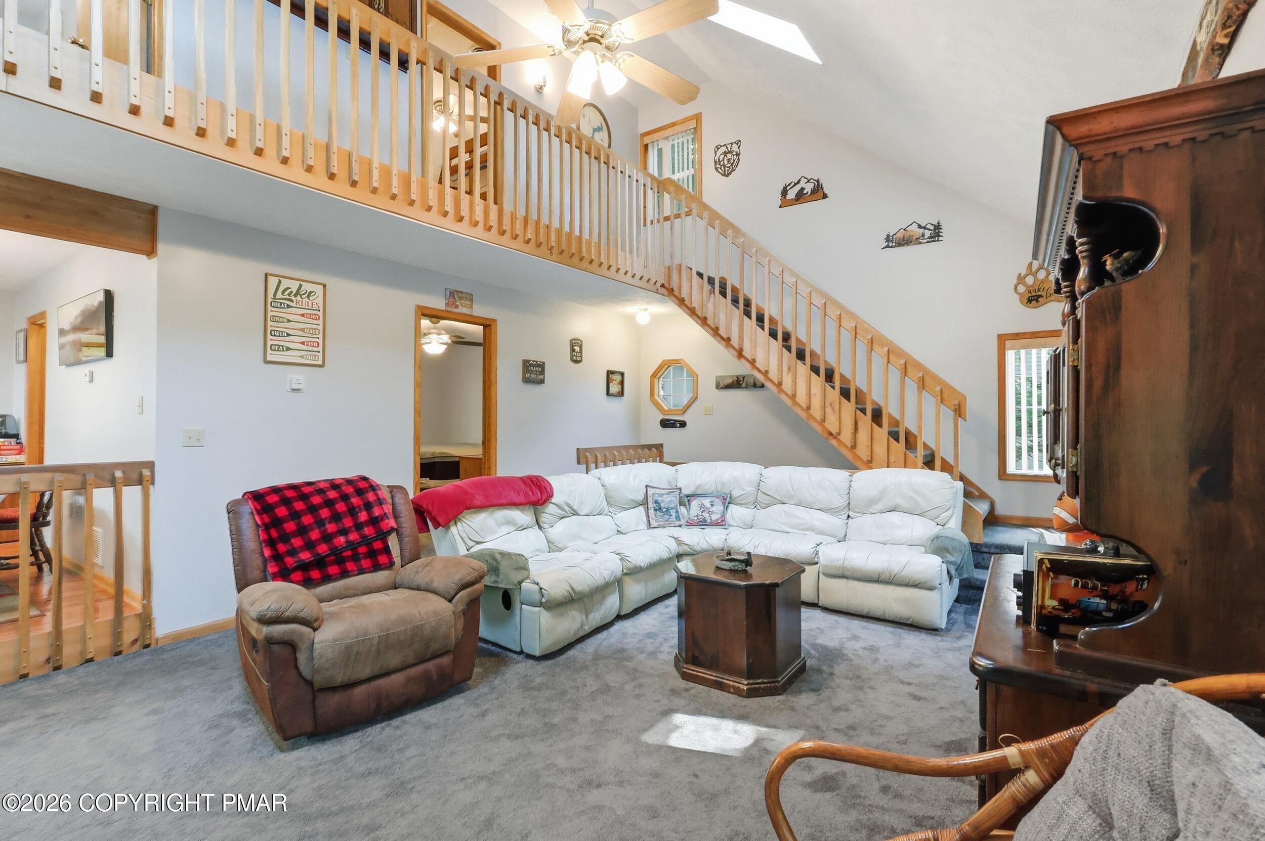 1046 Rainbow Drive Property Photo 3