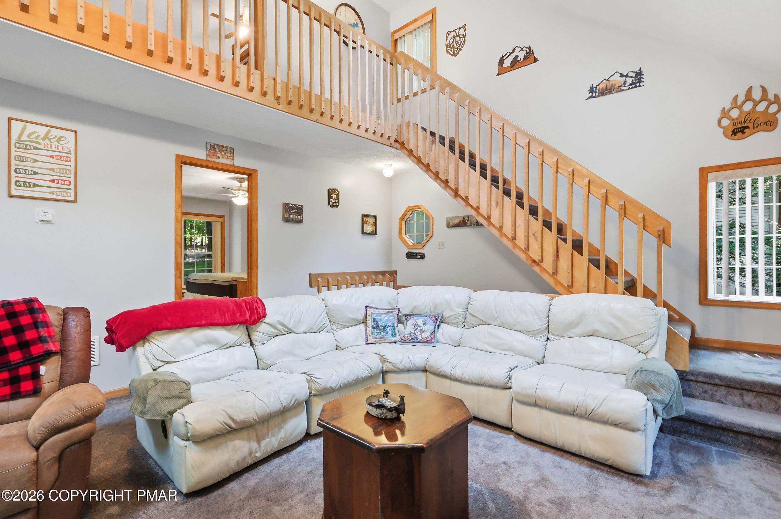 1046 Rainbow Drive Property Photo 6