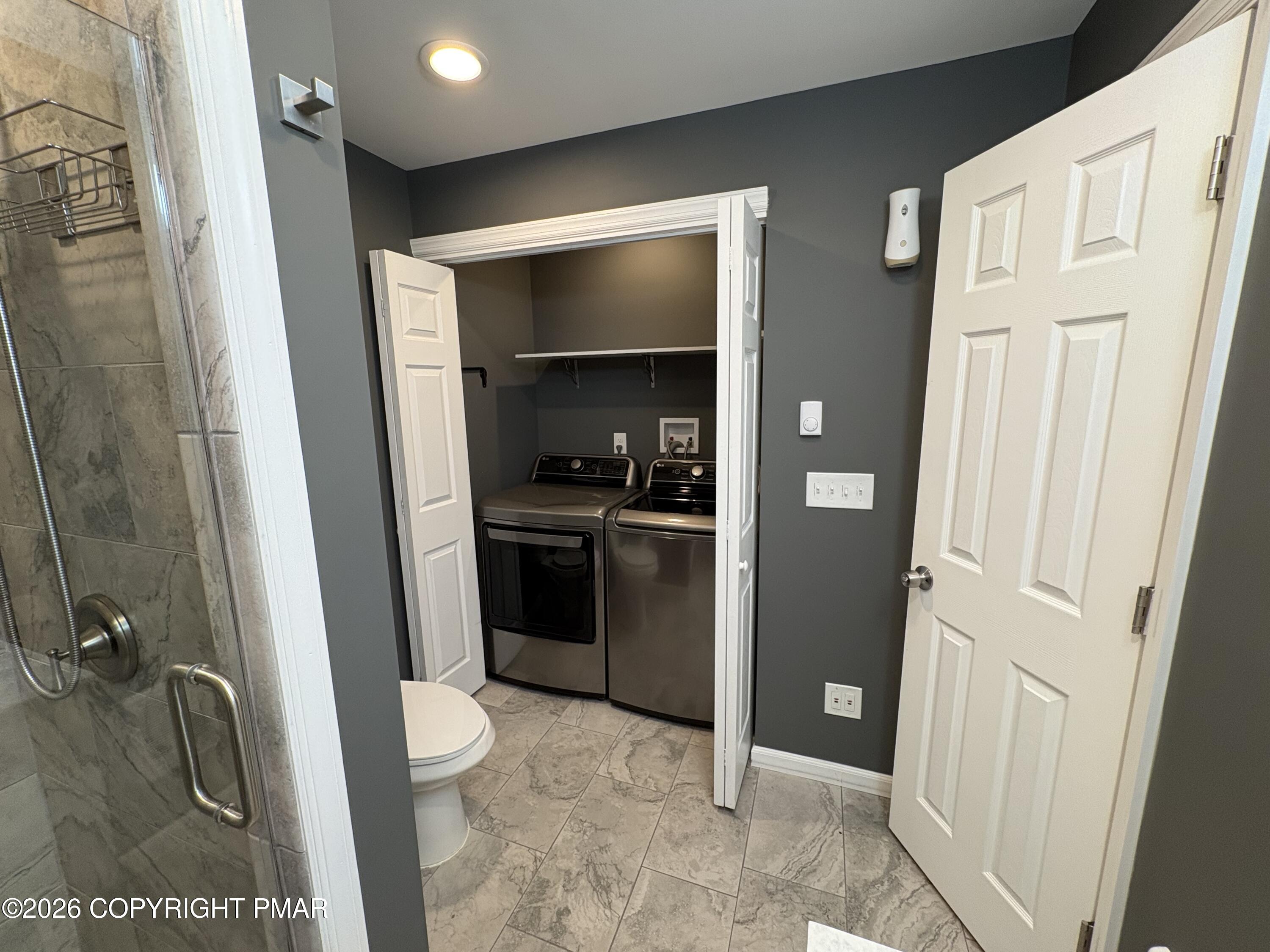319 Hyland Drive Property Photo 28