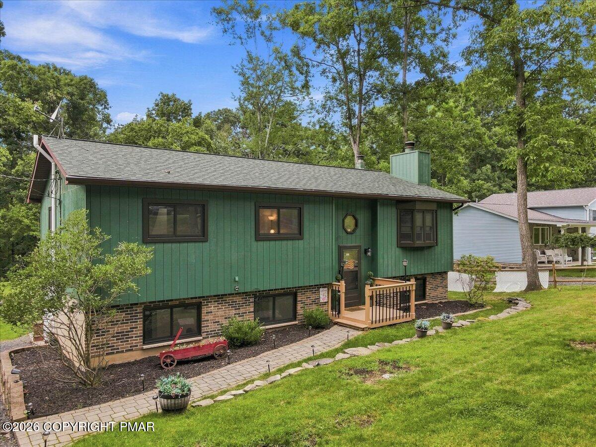 12416 Mountain Laurel Drive Property Photo 2