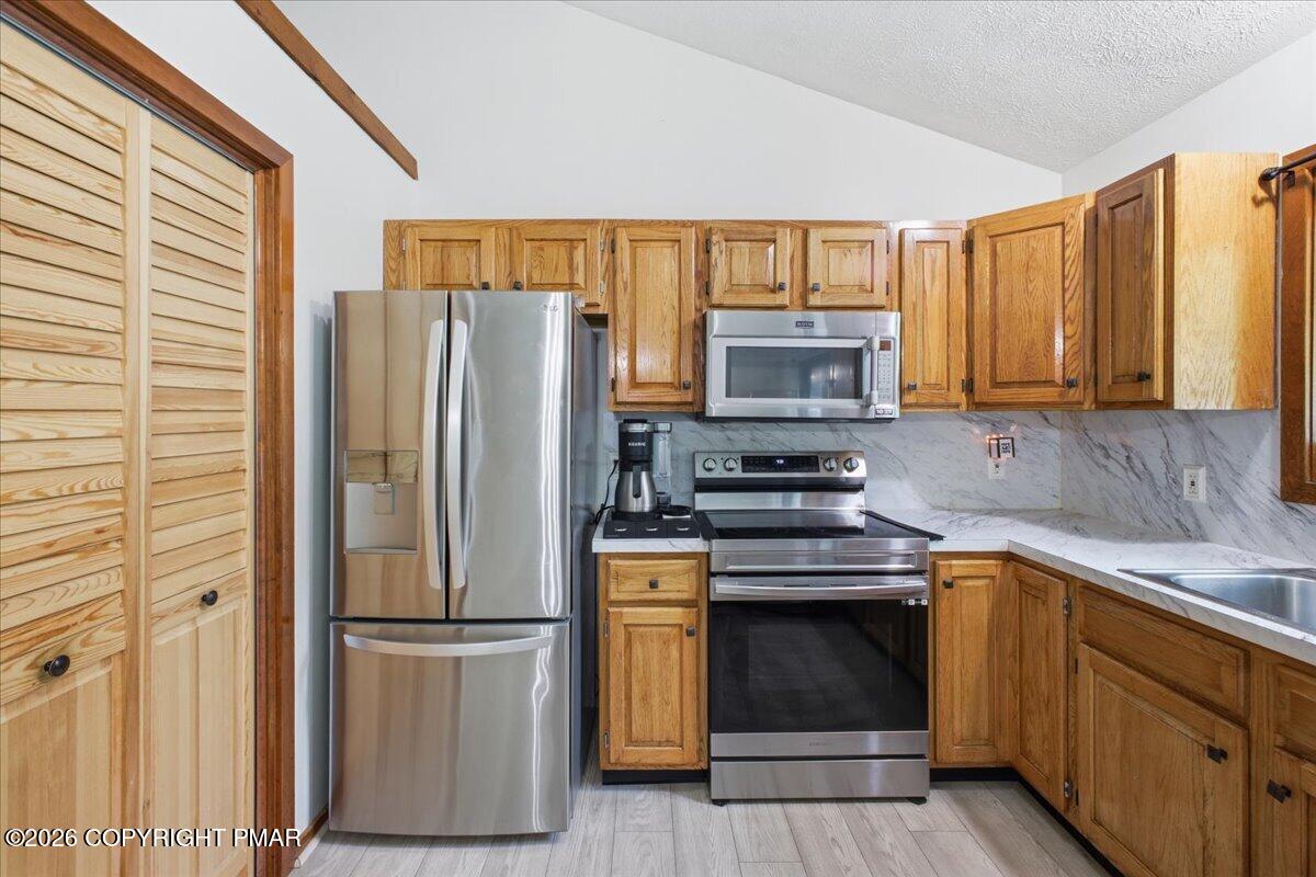 12416 Mountain Laurel Drive Property Photo 22