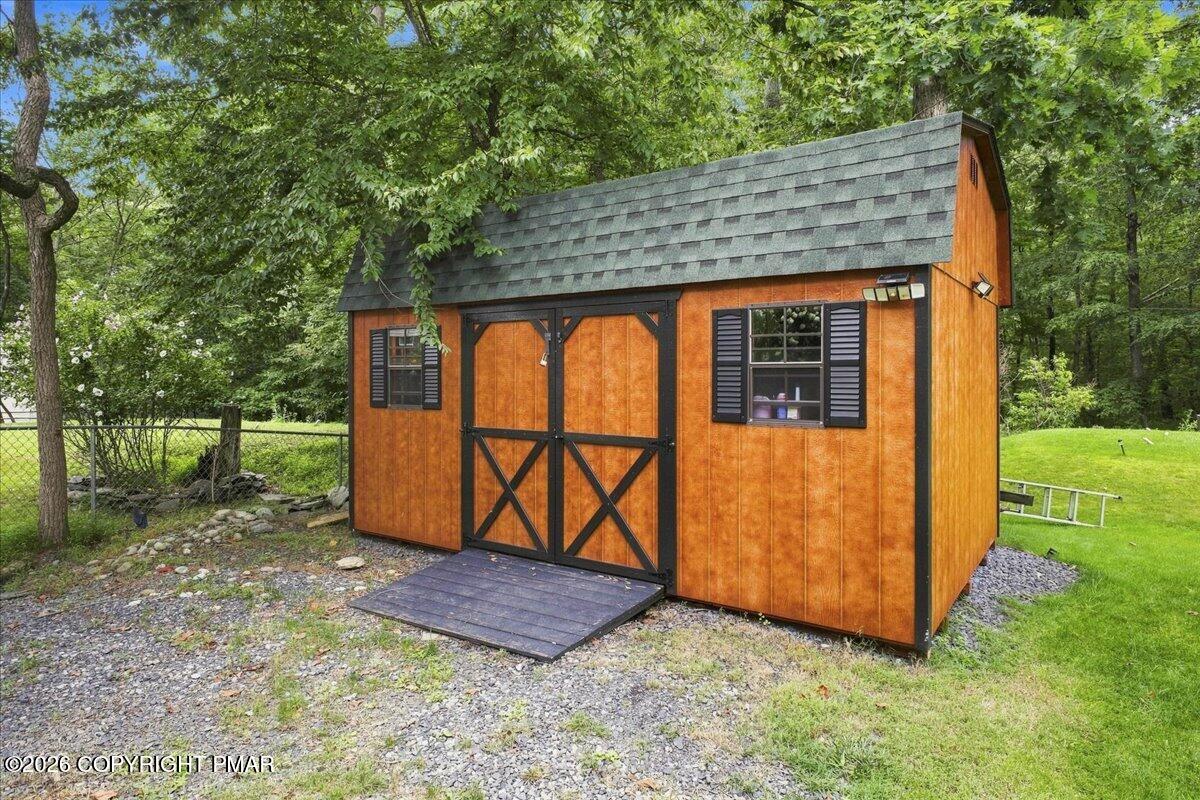 12416 Mountain Laurel Drive Property Photo 41